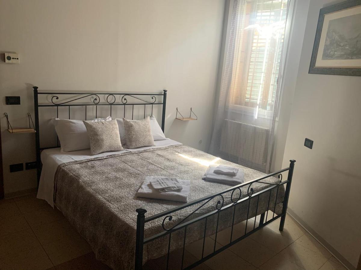 Le Stanze Sul Po Bed & Breakfast Ferrara Exterior photo