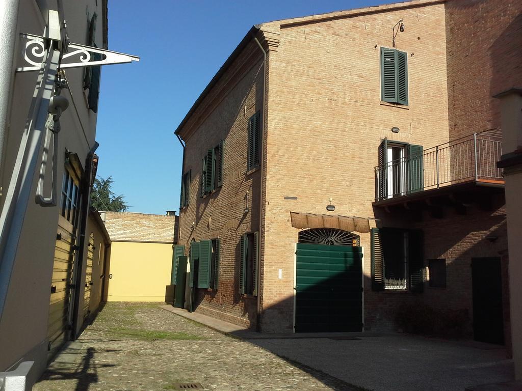 Le Stanze Sul Po Bed & Breakfast Ferrara Exterior photo